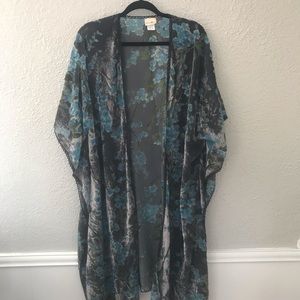 Natural Life Silver Gray Velvet Duster/Kimono